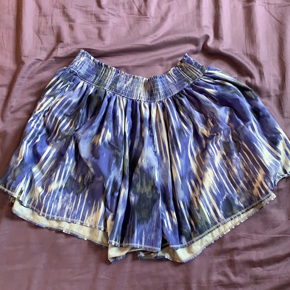 Nearly new - Picture 1 of 4